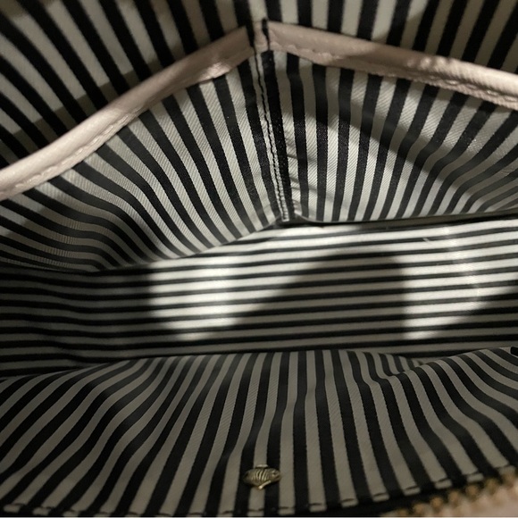 EUC!  Kate Spade Cameron Street Lora Small Saffiano Leather Hobo - Picture 9 of 11